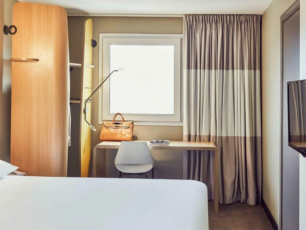 Ibis Toulon La Valette Hotel