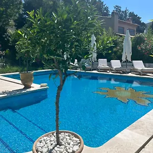 Hotel Angelussi - Le Clos Du Soleil, Salon-de-Provence