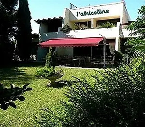 ** Hotel Logis L'abricotine Frankreich